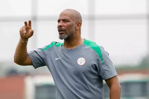 تصفيات كأس العالم.. مدرب نيجيريا يتهم منتخب الكونغو باللجوء للسحر